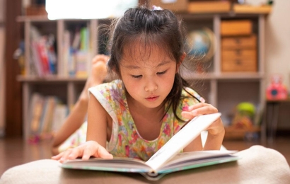 chu-de-reading-books-doc-sach